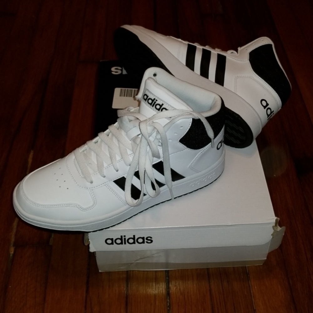 💥💥💥💥SOLD💥💥💥💥Mens Adidas Tennis